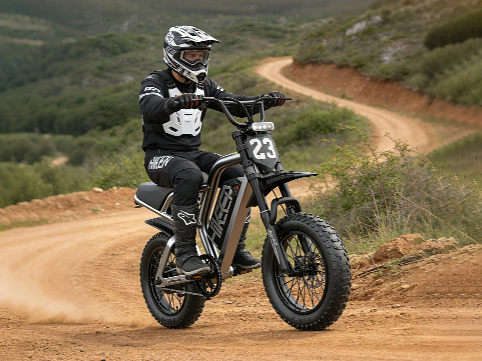 High torque 85N·m motor of Hikeep K6 Mini for 15 degree hill climbing